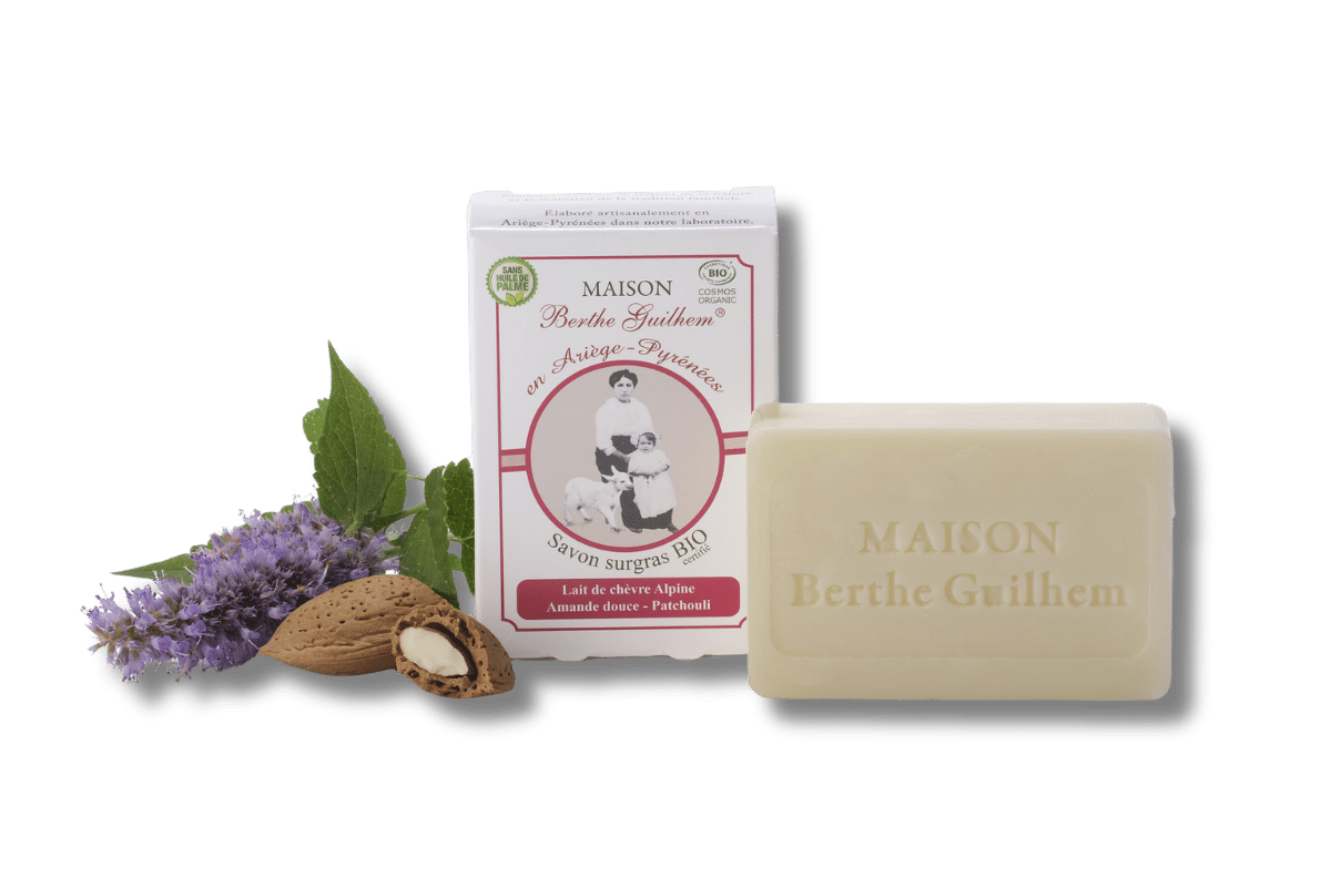 Savon lait de chèvre amande douce et Patchouli certifié Bio et sans huile de palme